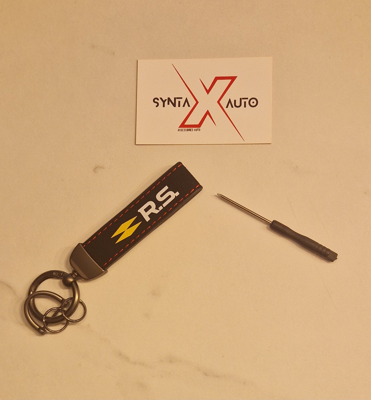 Porte-clés de luxe à la mode, Durable pour voiture, boucle en fer à cheval, cadeau, vente en gros pour Renault RS, accessoires de voiture